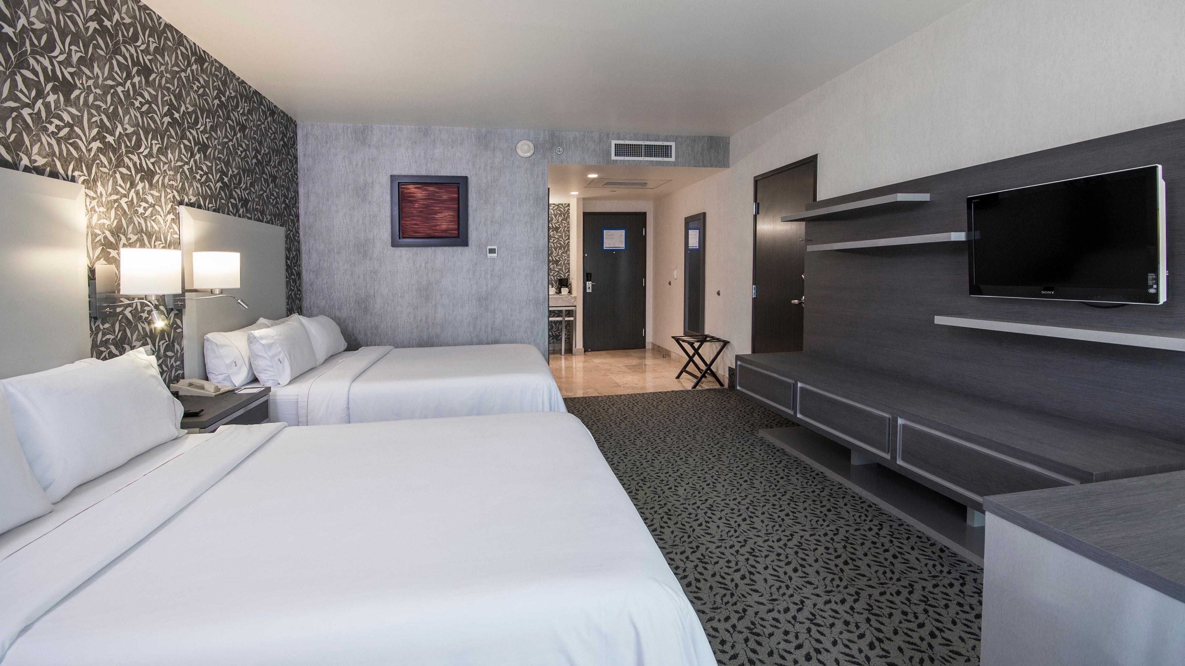 Express & By Ihg 4*